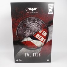 Two Face Hot Toys action figure