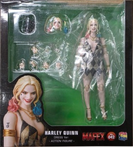 Harley Quinn MAFEX action figure