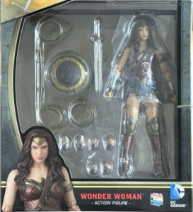 Wonder Woman MAFEX action figure