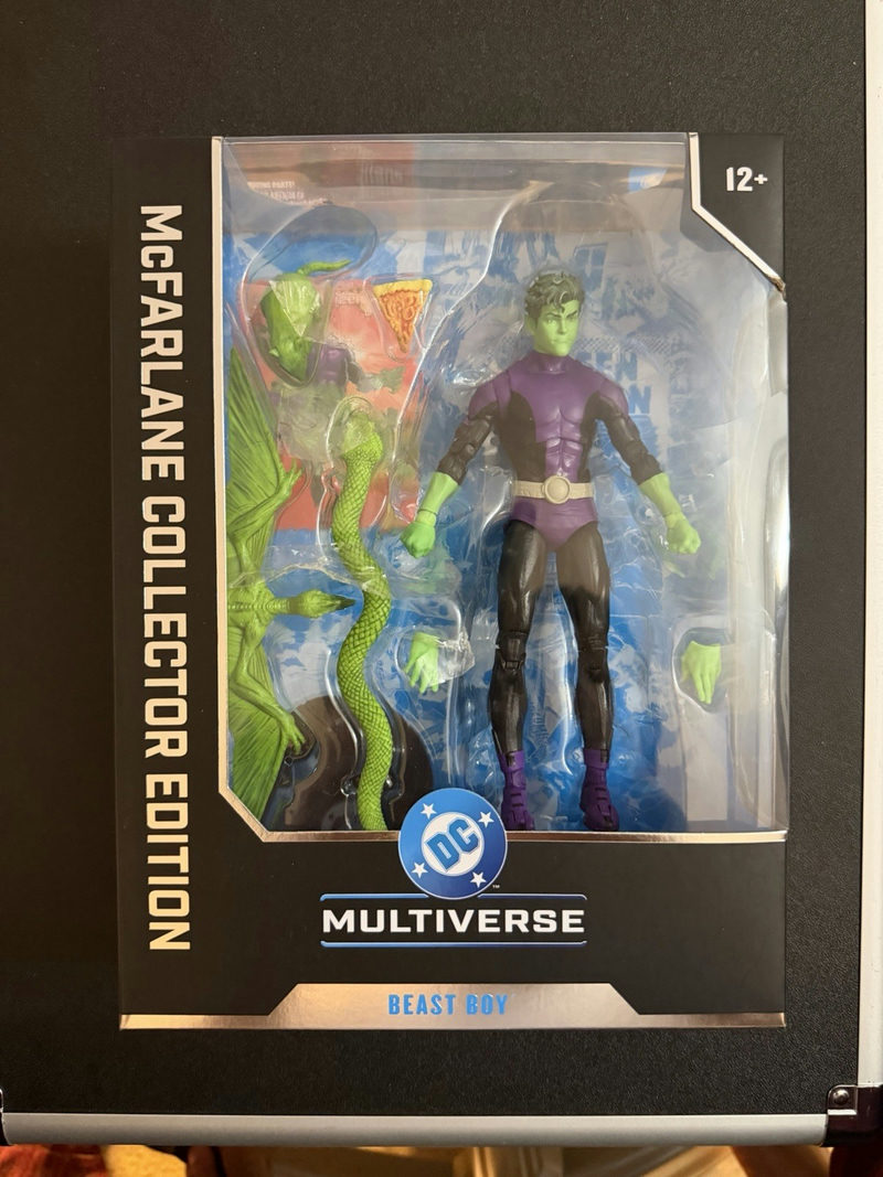 Beast Boy Multiverse action figure
