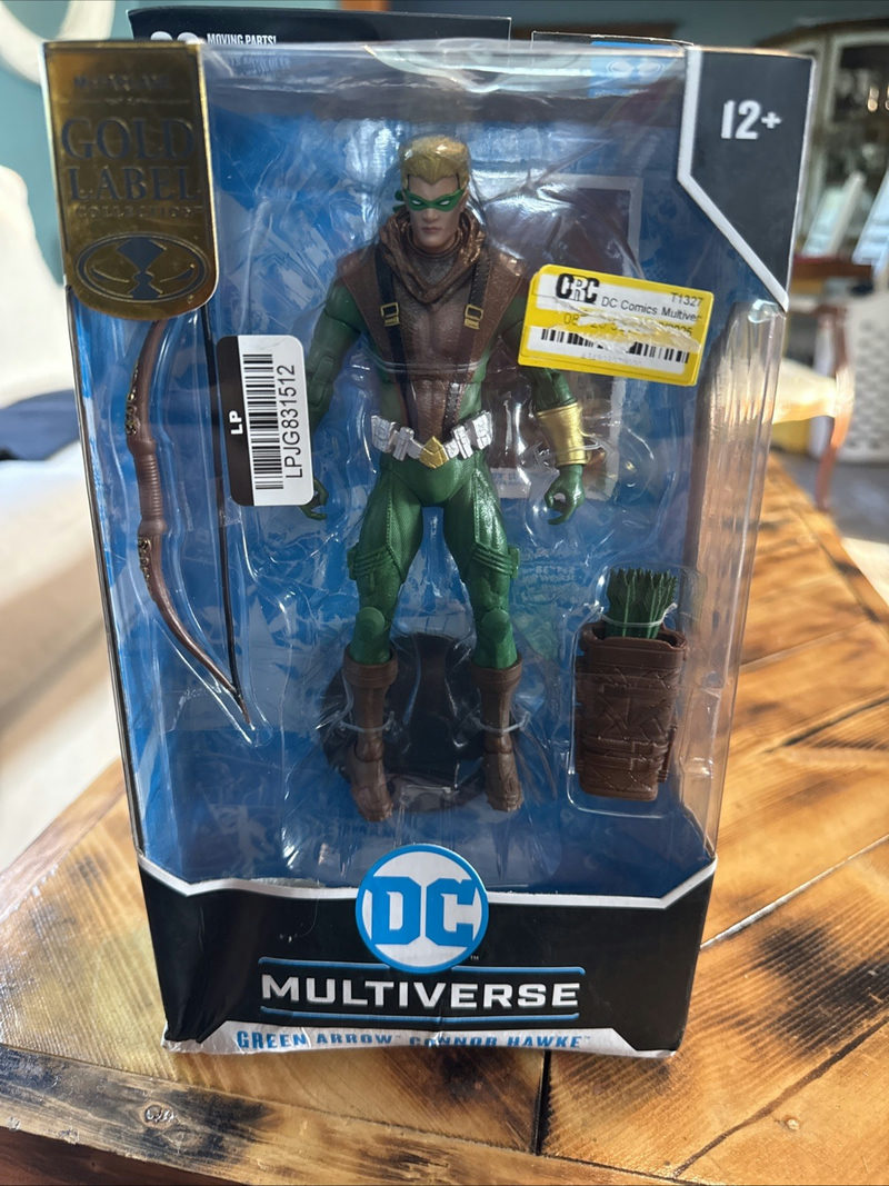 Green Arrow Multiverse action figure