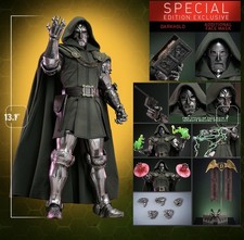 Doctor Doom Hot Toys action figure