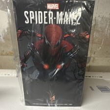 Peter Parker Hot Toys action figure