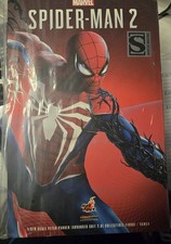 Peter Parker Hot Toys action figure