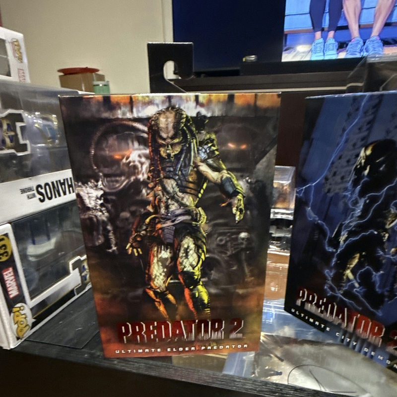 Elder Predator General action figure