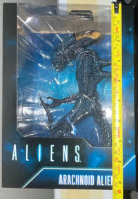 Arachnoid Alien action figure