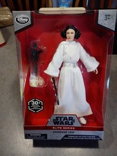 Princess Leia And Darth Vader D23 action figure