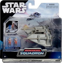 Luke Skywalkers Snowspeeder action figure