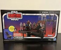 Carbon Freezing Chamber action figure