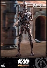 Ig 11 Hot Toys action figure