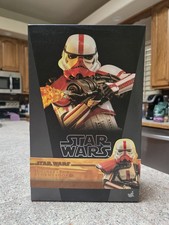 Incinerator Trooper Hot Toys action figure