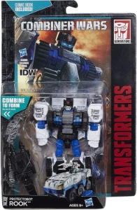 Rook Combiner Wars action figure