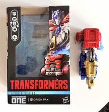 Orion Pax Studio Series action figure
