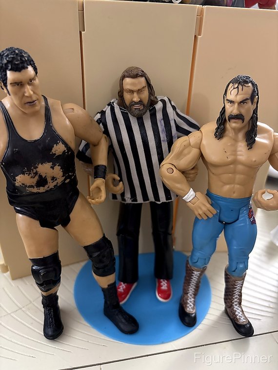 Andre The Giant Jake Roberts Classic Superstars action figure