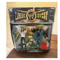 Stephanie Mcmahon Helmsley Triple H ringside-exclusive action figure